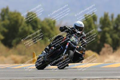 media/Apr-09-2023-SoCal Trackdays (Sun) [[333f347954]]/Turn 7 (1135am)/